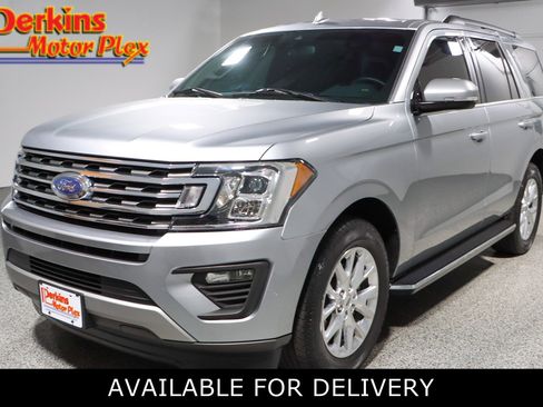 Used 2020 Ford Expedition XLT w/ Equipment Group 202A image 1