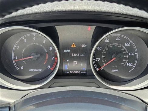 Used 2011 Mitsubishi Outlander Sport ES FWD image 11