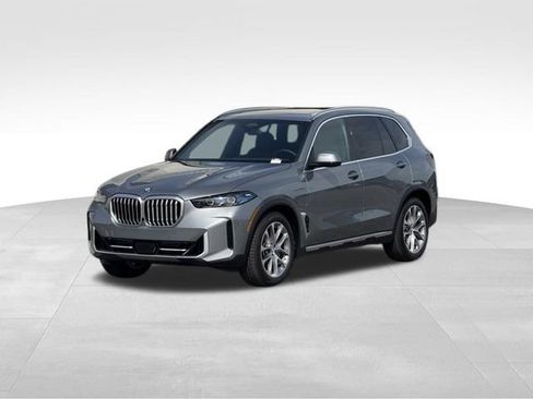 New 2026 BMW X5 xDrive50e w/ Premium Package AWD/4WD image 1