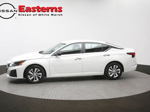 Used 2024 Nissan Altima 2.5 S FWD image 57
