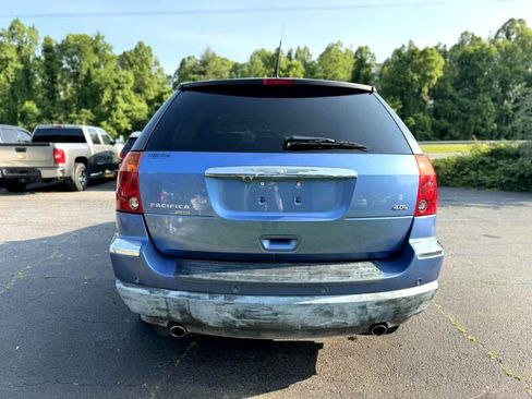 Used 2007 Chrysler Pacifica Touring image 6