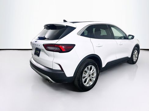 Used 2024 Ford Escape Active image 9
