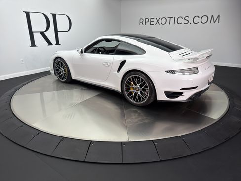 Used 2014 Porsche 911 Turbo S AWD/4WD image 4