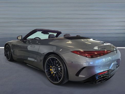 Used 2022 Mercedes-Benz SL 63 AMG 4MATIC image 4