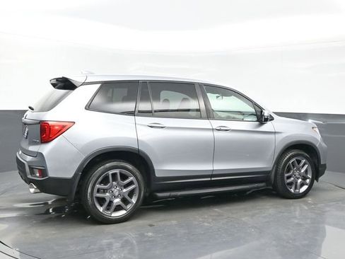 Used 2023 Honda Passport EX-L image 6