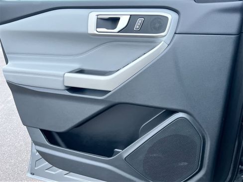 Used 2023 Ford Explorer XLT w/ Equipment Group 202A image 31