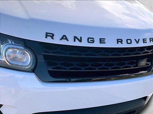 Used 2016 Land Rover Range Rover Sport HSE image 28