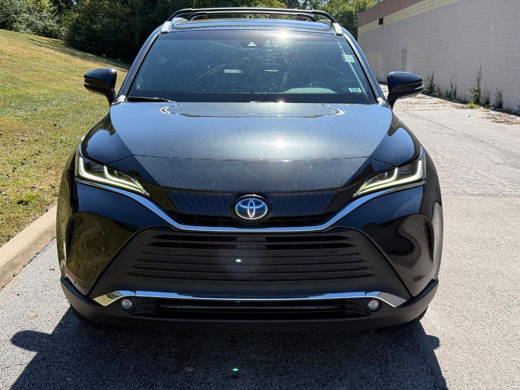 Used 2023 Toyota Venza XLE AWD/4WD image 8