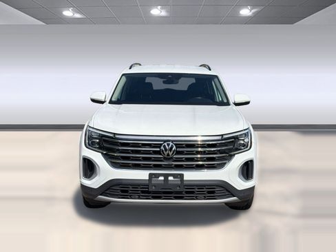 Used 2024 Volkswagen Atlas SE image 6