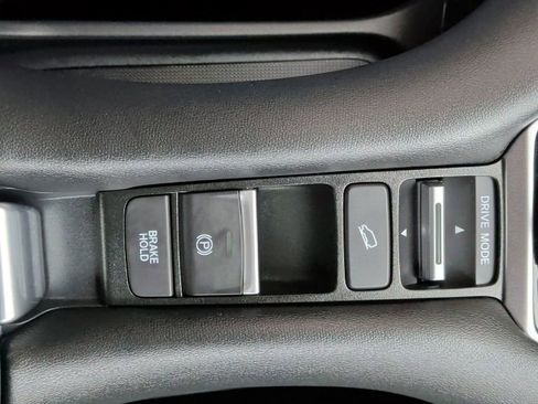 Certified 2026 Honda HR-V Sport image 18