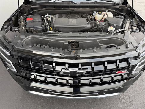 Used 2025 Chevrolet Tahoe Z71 w/ Z71 Off-Road Package AWD/4WD image 46