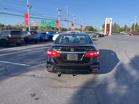 Used 2017 Nissan Sentra SR Turbo w/ SR Turbo Premium Package FWD image 6
