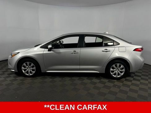 Used 2025 Toyota Corolla LE image 5