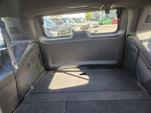 Used 2021 Chevrolet Tahoe LT AWD/4WD image 6
