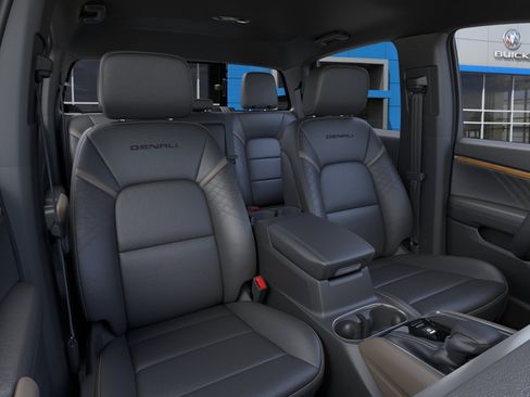 New 2026 GMC Canyon Denali AWD/4WD image 16