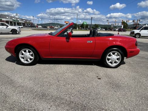 Used 1991 MAZDA MX-5 Miata RWD image 12