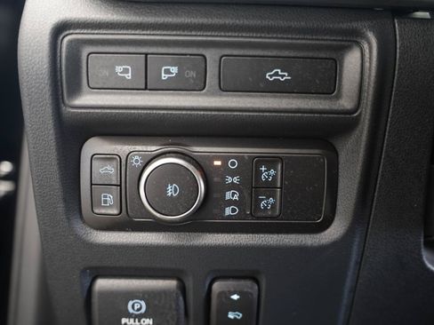 Used 2021 Ford F150 Lariat w/ Equipment Group 502A High AWD/4WD image 23