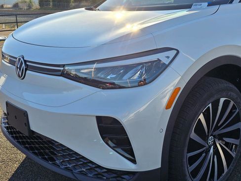 New 2026 Volkswagen ID.4 Pro image 10