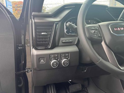 New 2026 GMC Sierra 2500 AT4 w/ Technology Package image 22
