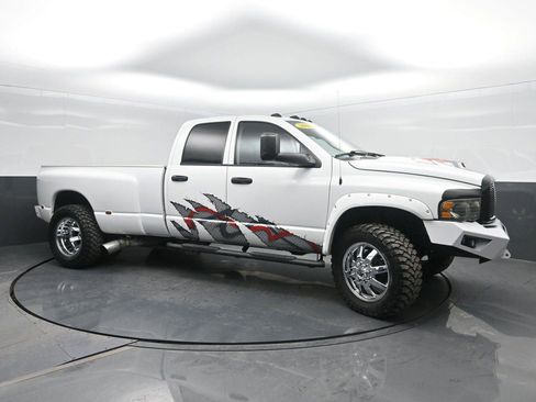 Used 2003 Dodge Ram 3500 Truck 4x4 Quad Cab DRW image 34