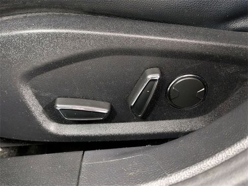 Used 2020 Ford Fusion SEL image 13