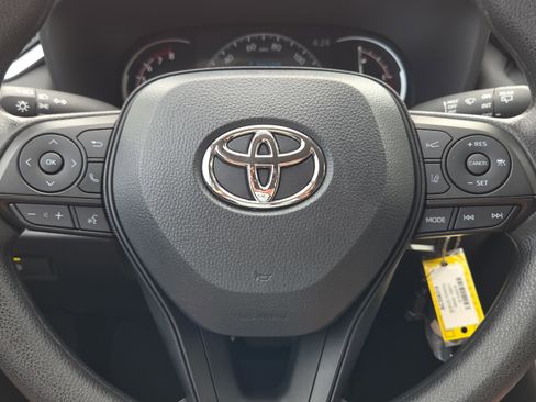 Certified 2025 Toyota RAV4 LE FWD image 26
