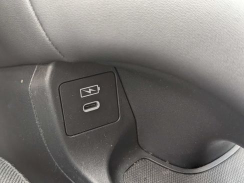 Certified 2024 Honda HR-V LX image 23