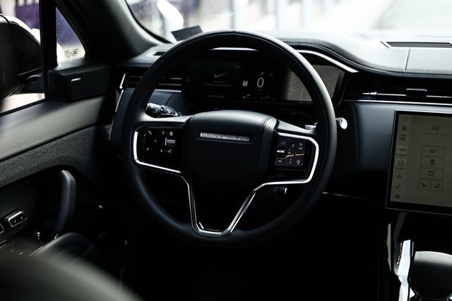 New 2027 Land Rover Range Rover Sport SE AWD/4WD image 37