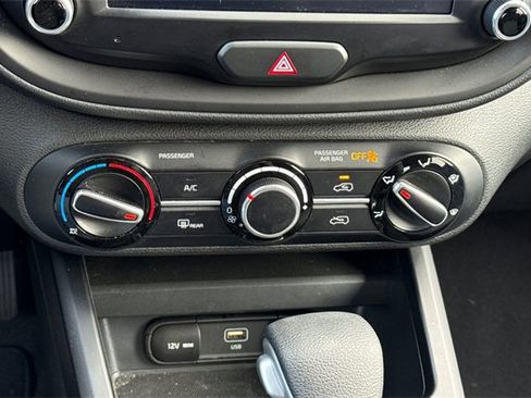 Certified 2023 Kia Soul LX w/ LX Technology Package image 26