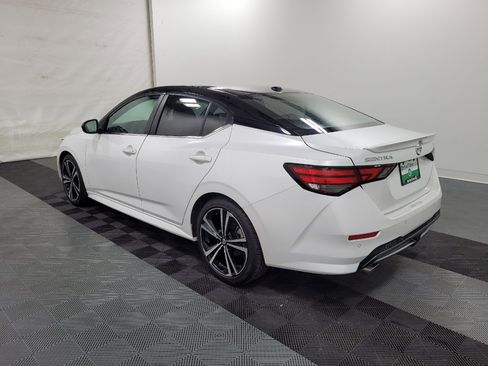 Used 2021 Nissan Sentra SR FWD image 3