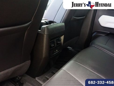 Used 2024 GMC Canyon AT4X image 20