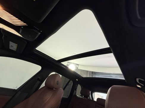 Used 2024 BMW X5 sDrive40i w/ M Sport Package RWD image 14