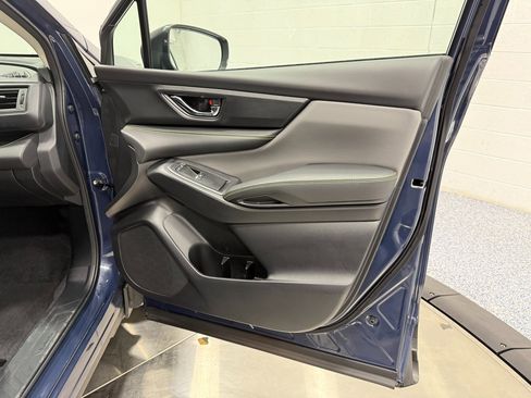 Used 2025 Subaru Ascent Onyx Edition image 23