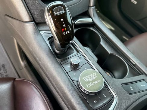 Used 2020 Cadillac XT6 Premium Luxury image 24