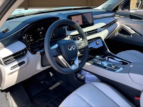 New 2026 INFINITI QX60 Luxe image 14