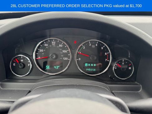 Used 2012 Jeep Liberty Sport image 2