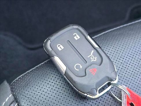 Certified 2023 GMC Terrain SLT image 21