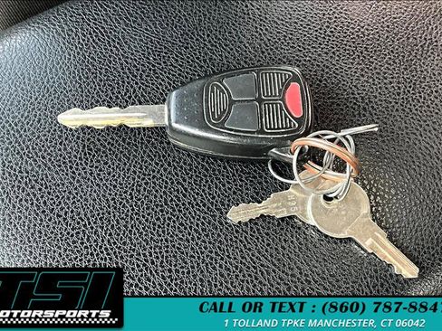 Used 2018 Jeep Wrangler Unlimited Sahara image 11