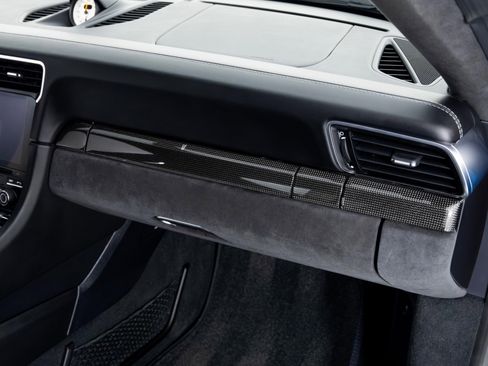 Used 2018 Porsche 911 GT2 RS image 36