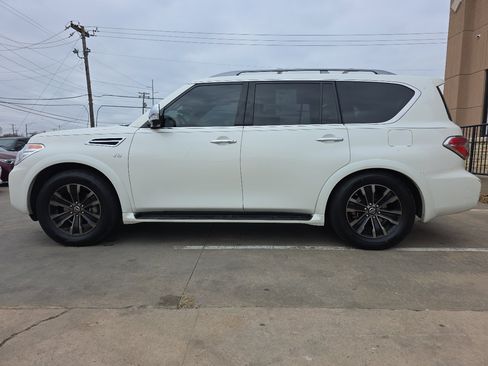 Used 2019 Nissan Armada Platinum w/ Captain's Chairs Package image 8