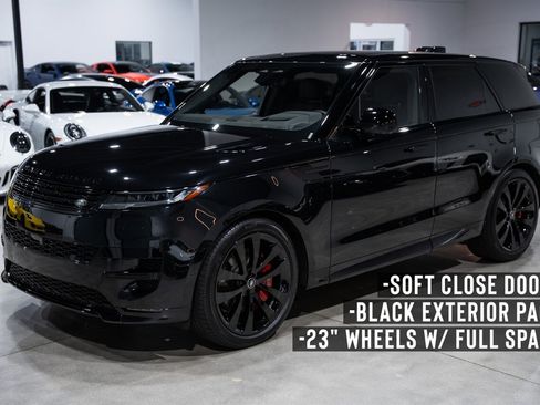 Used 2025 Land Rover Range Rover Sport Dynamic SE image 2