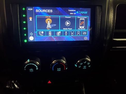 Used 2014 Jeep Patriot Sport image 20