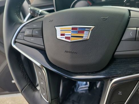 Used 2025 Cadillac XT5 Premium Luxury image 26