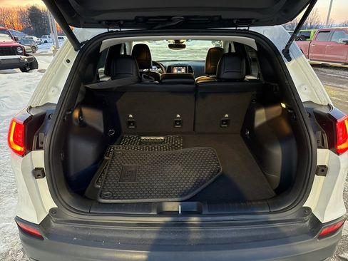 Used 2022 Jeep Cherokee Trailhawk w/ Comfort/Convenience Group image 9