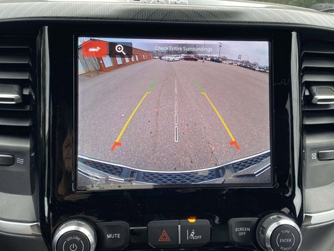 New 2026 RAM 1500 4x4 Crew Cab image 28