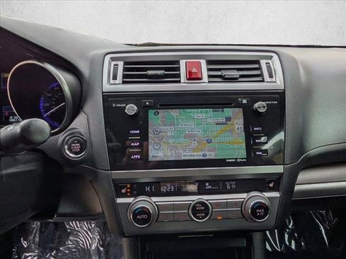 Used 2017 Subaru Legacy 2.5i Limited image 14