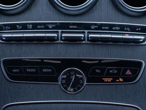 Used 2019 Mercedes-Benz C 300 C 300 w/ Premium Package image 23