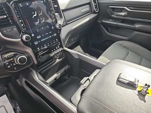 Used 2023 RAM 1500 Big Horn AWD/4WD image 22
