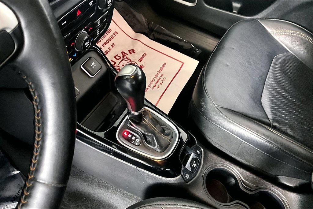 Used 2019 Jeep Compass Limited FWD image 17