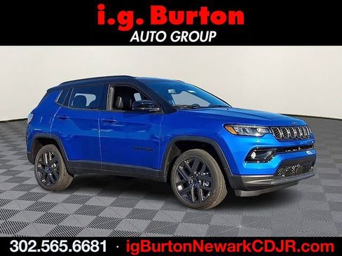 New 2026 Jeep Compass Limited AWD/4WD image 1